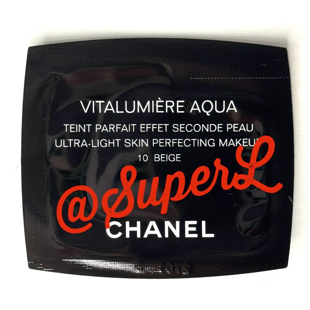 5/$15 NEW Chanel Vitalumière Aqua Makeup 10 Beige